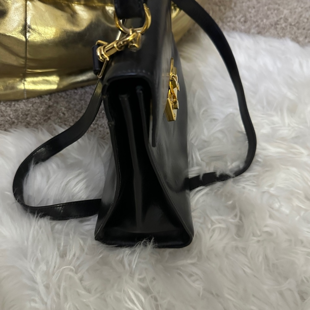 Gucci Vintage 1980's RARE black Leather 3-way bag, stunning red leather interior - Picture 5 of 13